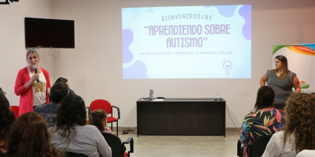 Un encuentro de corazón: San Cayetano se unió para aprender sobre autismo